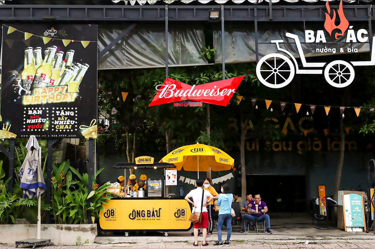 Ca phe ong bau hop tac voi chuoi nha hang ba gac mo rong he thong-Hinh-2