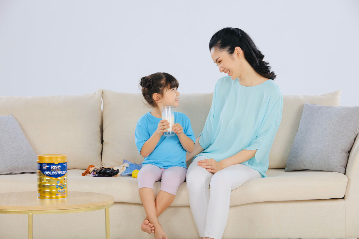 Noi kho tam cua me khi be bi tao bon, om vat trong mua dich-Hinh-2