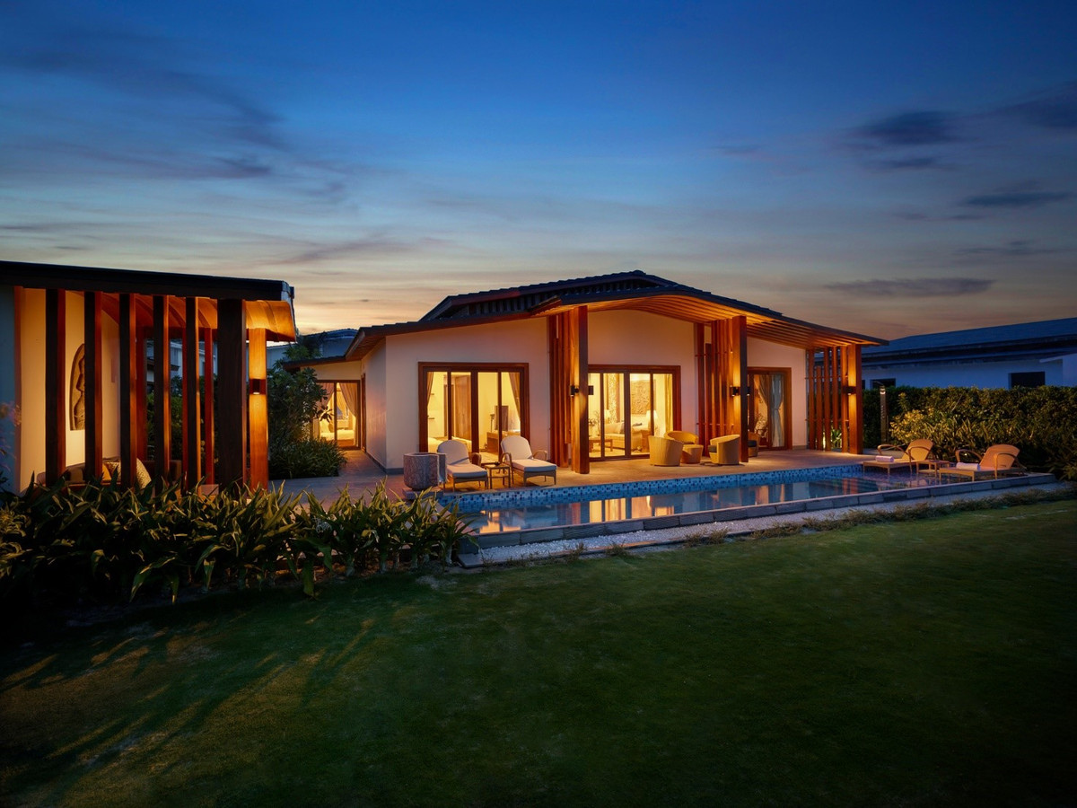 Cam Ranh: Movenpick Resort va Radisson Blu Resort duoc cong nhan 5 sao-Hinh-6