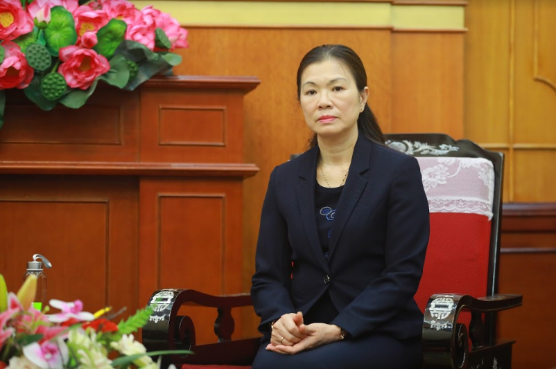 TH tang 1 trieu ly sua tuoi cho nguoi cach ly, y bac si phong chong dich Covid-19-Hinh-3