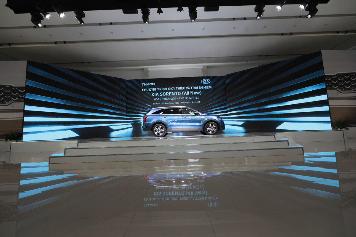 Mau xe Sorento the he moi: Doi moi ve thiet ke va cong nghe-Hinh-2