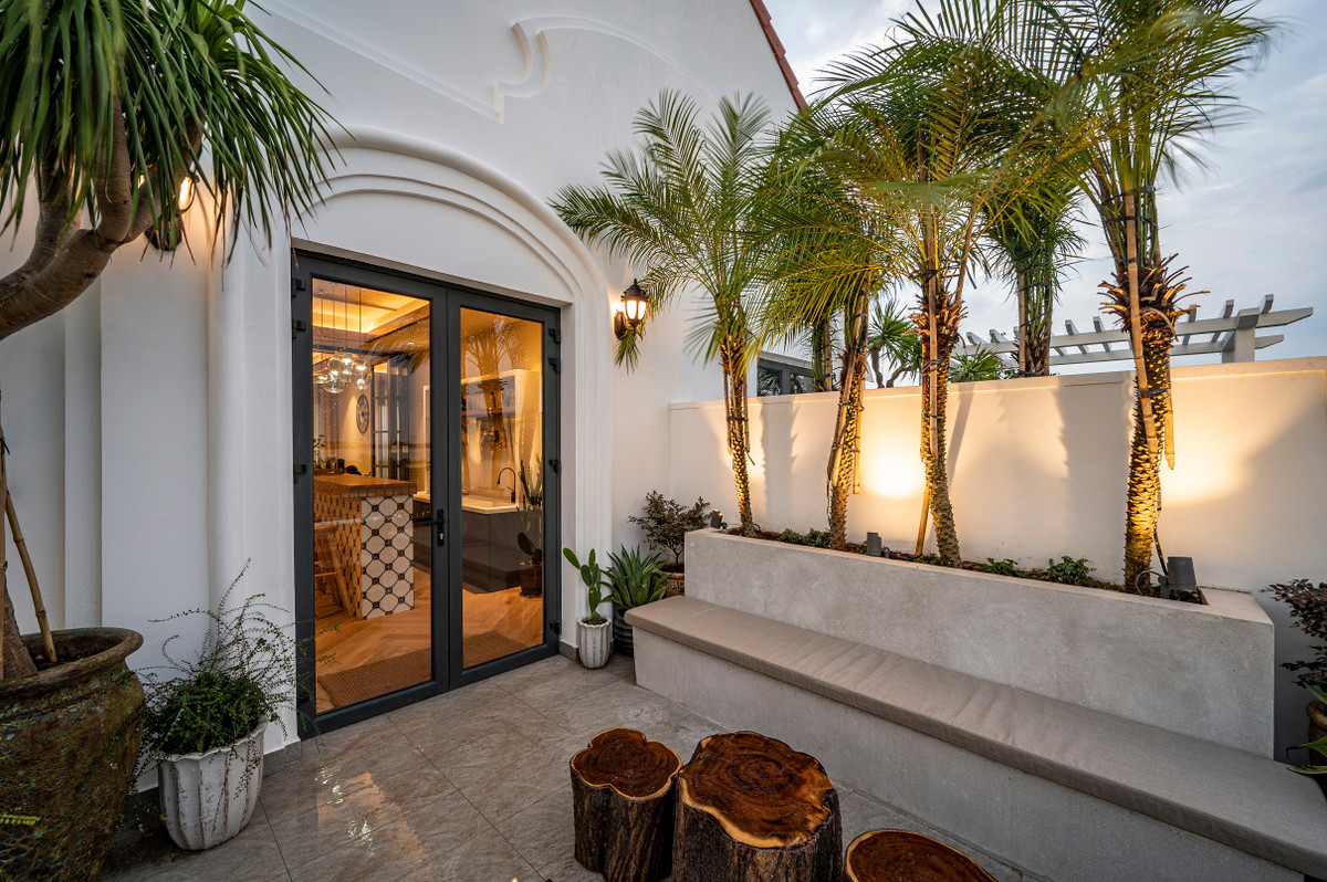 Dan sao Viet kham pha nha pho phong cach Dia Trung Hai tai Aqua City-Hinh-7