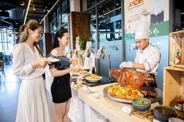 Chuong trinh kich cau khung tu Ba Na Hills hut khach tro lai Da Nang