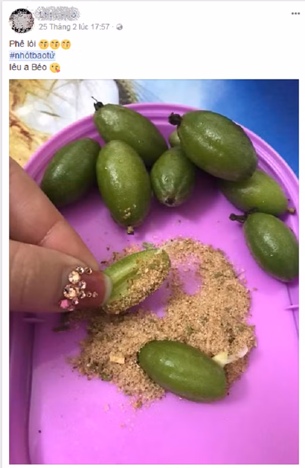 Muốn pha bát nước chẳm chéo đúng điệu cần phải có đủ các nguyên liệu như tỏi Tây Bắc, ớt tươi, gừng, mắc khén, hạt dổi, muối bột canh, rau húng dũi, rau mùi, rau thơm.