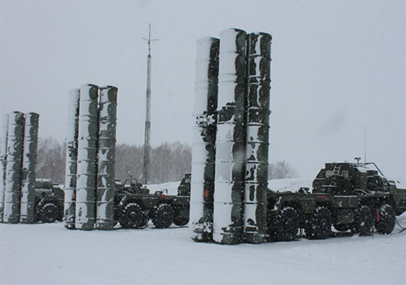 Việc trang bị động cơ tua bin khí được cho là rất thích hợp khi làm việc trong điều kiện môi trường nhiệt độ cực thấp mà hầu hết các loại động cơ không thể hoạt động. Theo tiết lộ của Bộ Quốc phòng Nga, động cơ tua bin khí sẽ được lắp đặt phía sau buồng lái xe tải hạng nặng.