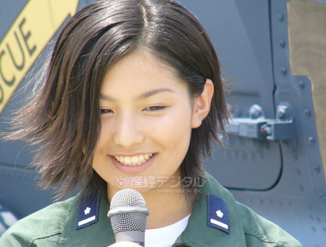  Nữ binh sĩ Nhật Bản trong đơn vị thiết giáp.