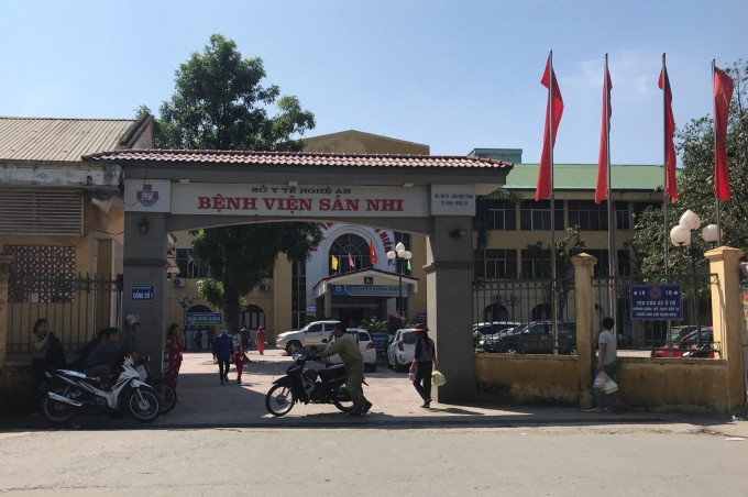 Be trai tu vong sau tiem khang sinh: BV San Nhi Nghe An thua nhan thay thuoc