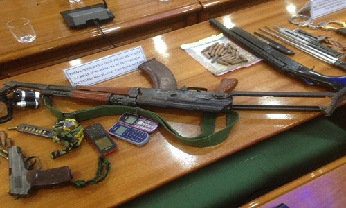 Số vũ khí thu giữ được tại nơi ẩn náu của đối tượng Gióng