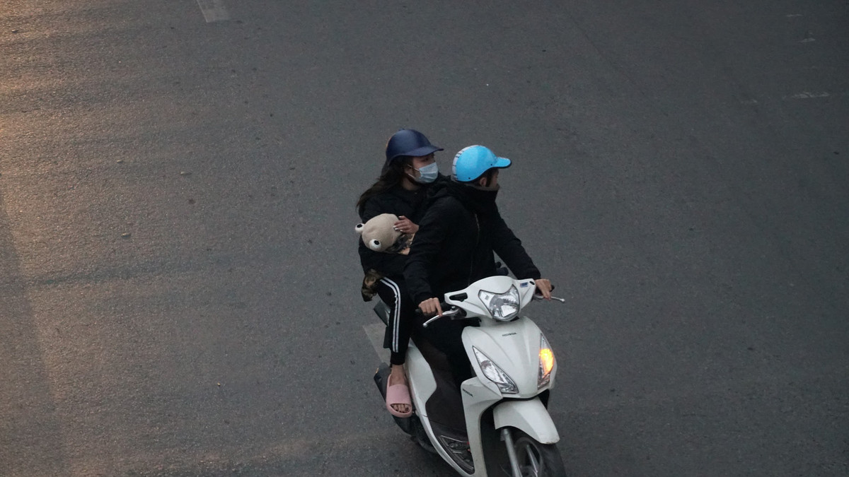 Theo quy định ở một số Sở GDĐT, nếu nhiệt độ dưới 10 độ C thì học sinh mầm non, tiểu học được nghỉ. Tương tự, nếu nhiệt độ dưới 7 độ C thì học sinh THCS và THPT được nghỉ