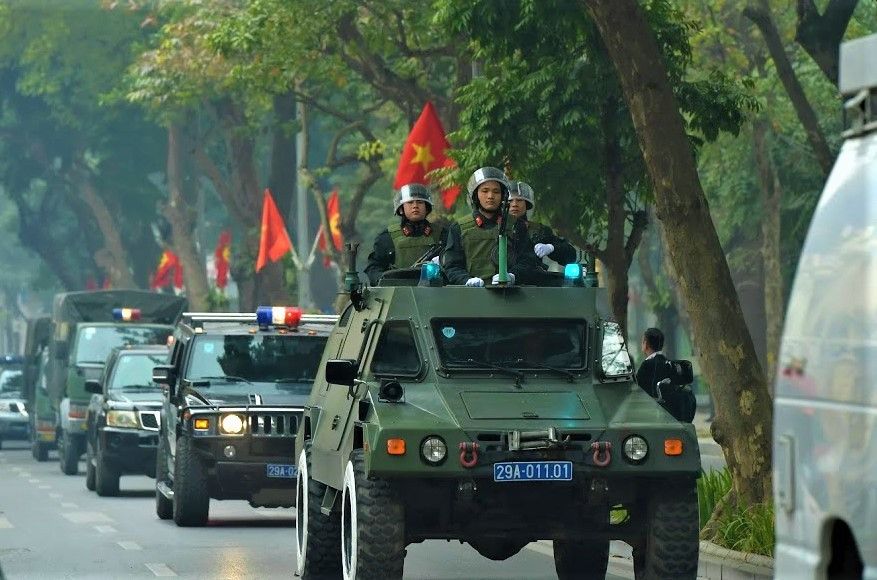 Các khí tài hiện đại phục vụ công tác bảo vệ Đại hội Đảng lần thứ XIII. (Ảnh Báo Lao động)