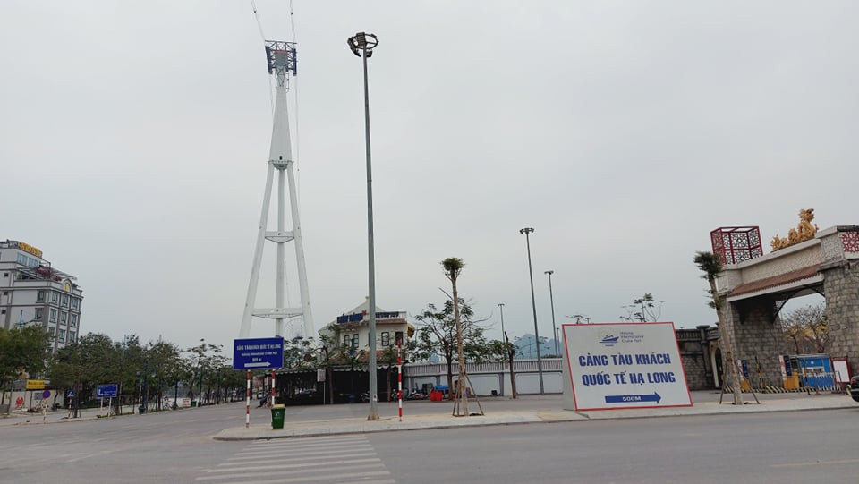 Cảnh ảm đạm của cảng tàu khách Quốc tế Hạ Long