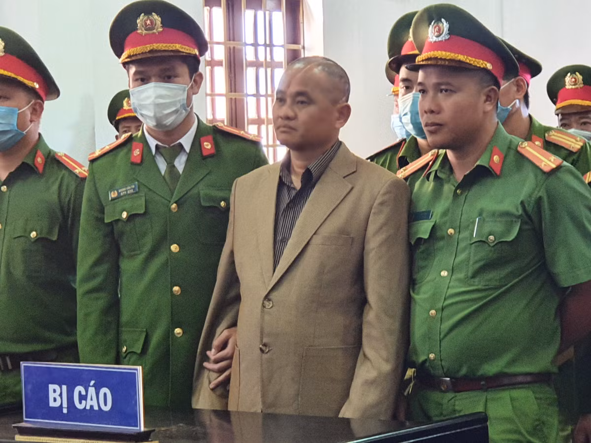 Bi thu xa giet em ho, dot xac phi tang o Dak Nong bi tuyen tu hinh