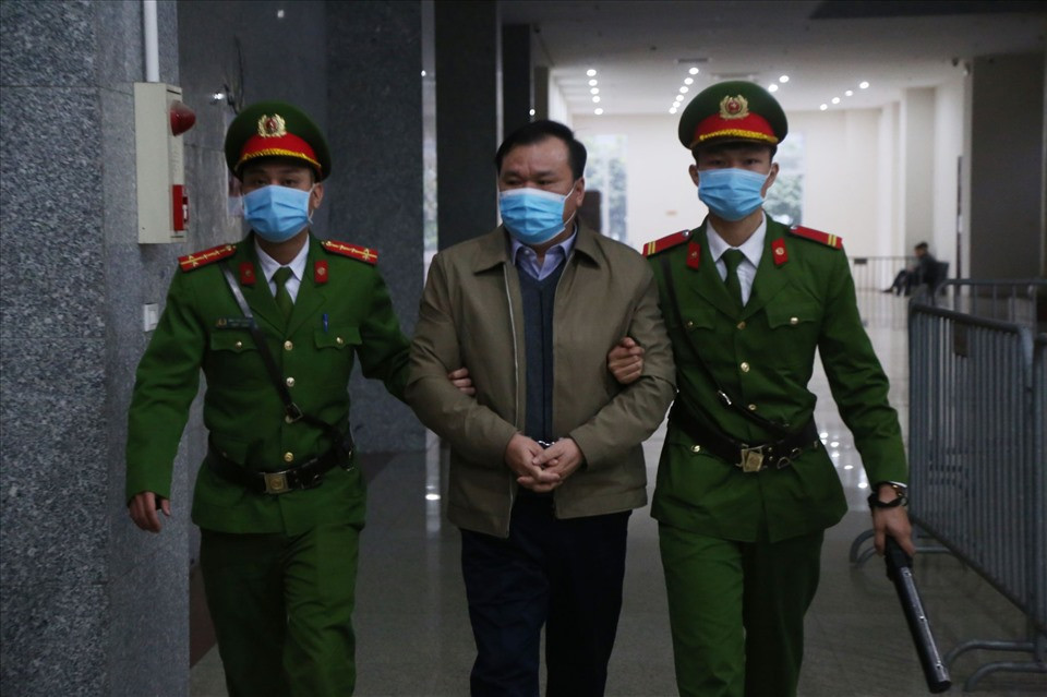 Hoan phien toa xet xu Dinh La Thang, Trinh Xuan Thanh-Hinh-5