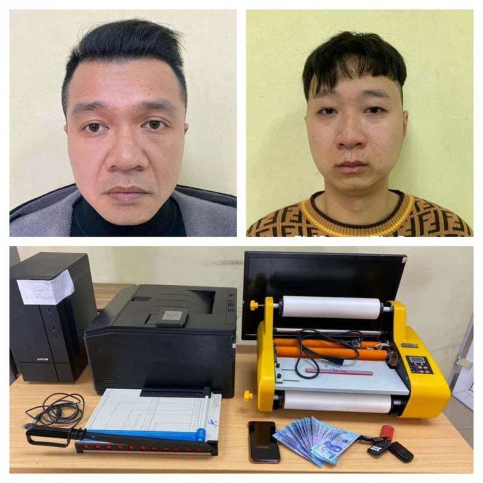 Bat doi tuong dung may in mau san xuat tien gia