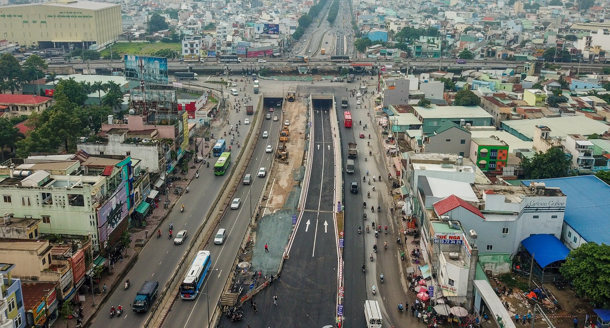 Can canh nhung nut giao giao thong 