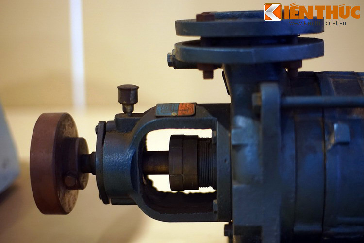 Theo thống kê, trong giai đoạn 1975-1986, Nhà nước đã đầu tư vào ngành công nghiệp 65 tỷ đồng (tính theo thời giá 1982), chiếm trên 40% tổng vốn đầu tư vào khu vực sản xuất vật chất, tốc độ tăng đầu tư cho công nghiệp cao hơn mức tăng đầu tư bình quân của toàn bộ khu vực sản xuất vật chất.