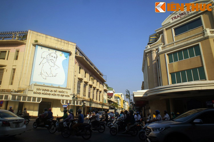 Với ý nghĩa đặc biệt của bức tranh, đã có rất nhiều nhà sưu tầm tranh quốc tế đến hỏi mua bản gốc từ họa sĩ Trần Từ Thành, song ông đều từ chối vì đây là một kỷ vật vô giá trong sự nghiệp sáng tác. Và gần đây, họa sĩ đã tặng lại bức tranh gốc cho Bảo tàng Hồ Chí Minh lưu giữ.