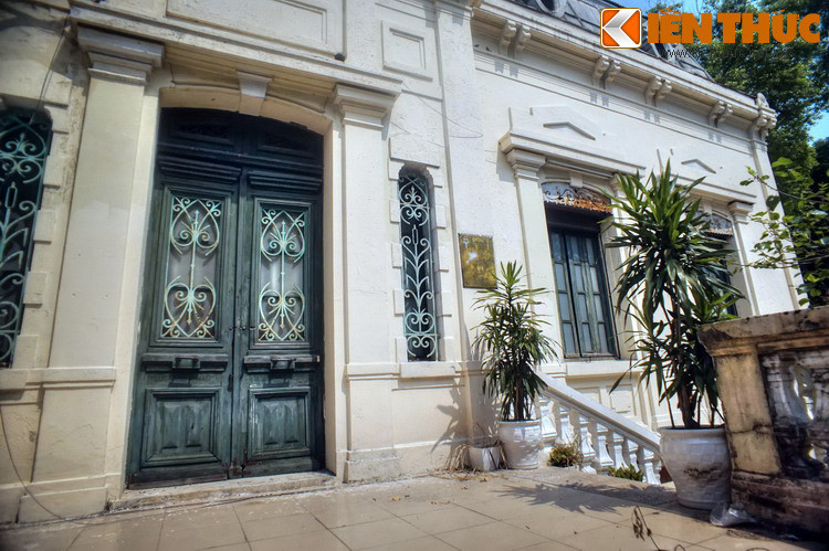 Hiệp định cũng thể hiện chủ quyền của ta với việc quy định rõ nước Pháp chỉ được đưa ra Bắc Việt Nam 15.000 quân thay thế quân Tưởng và phải rút hết trong vòng 5 năm.