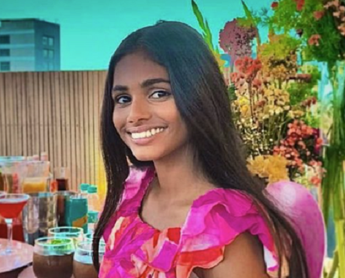 Không ít người so sánh màn “vịt hóa thiên nga” của Maleesha với nhân vật chính trong phim Triệu phú Ổ chuột của Hollywood. Sự thực là, cuộc sống còn tuyệt vời hơn bất kỳ bộ phim nào.