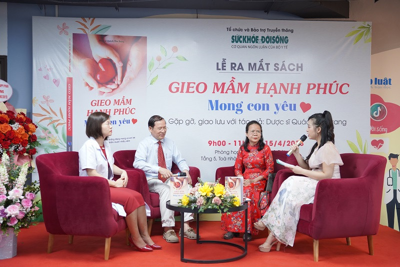 “Gieo mam hanh phuc mong con yeu”: Cam nang cho hanh trinh tim con