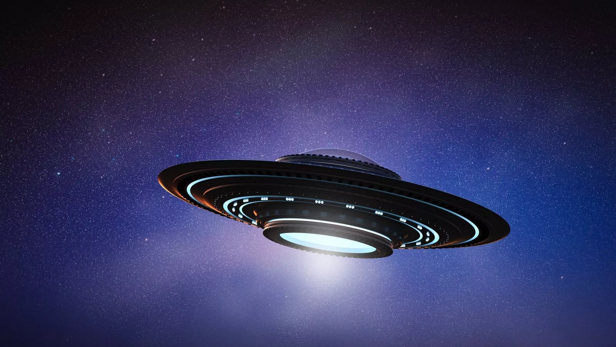 UFO có hình dạng khá độc đáo và hoàn toàn không giống với bất cứ điều gì được nhìn thấy trên trái đất.