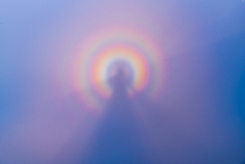 Việc tiếp cận khoa học hợp lý sẽ giúp chúng ta hiểu rõ hơn về những hiện tượng xung quanh ta và tránh những quan điểm sai lầm không cần thiết.