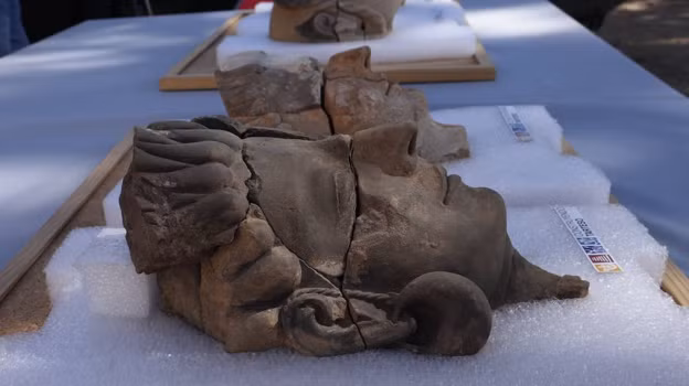 Tuy nhiên, sau thời kỳ phát triển ở khoảng đầu thế kỷ thứ năm trước Công Nguyên, nền văn minh của Tartessos bắt đầu trì trệ và sau đó hoàn toàn biến mất.