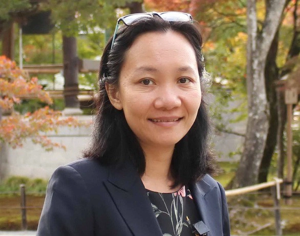 TS Nguyen Tuyet Phuong: Nha khoa hoc dam me dien Mat troi