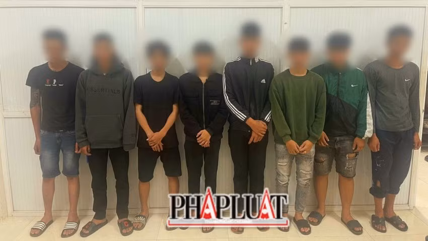 Hàng chục thanh thiếu niên truy sát, cướp xe ở TP Bảo Lộc Hang chuc thanh thieu nien truy sat, cuop xe o TP Bao Loc