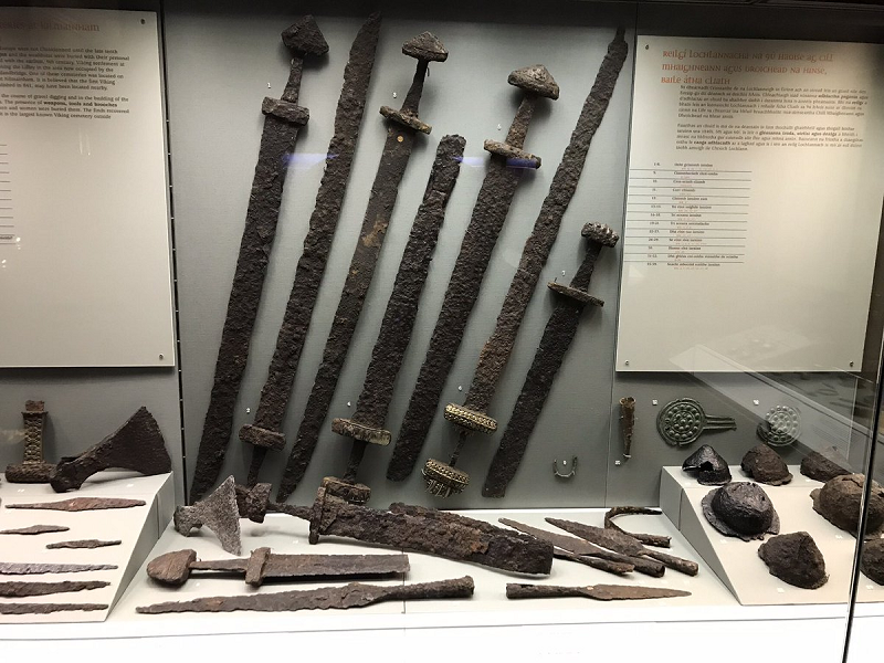 Có thể thấy rằng, các cuộc xâm lăng của người Viking đã làm cho những người chịu ảnh hưởng của họ phải chạy trốn và giấu ẩn.