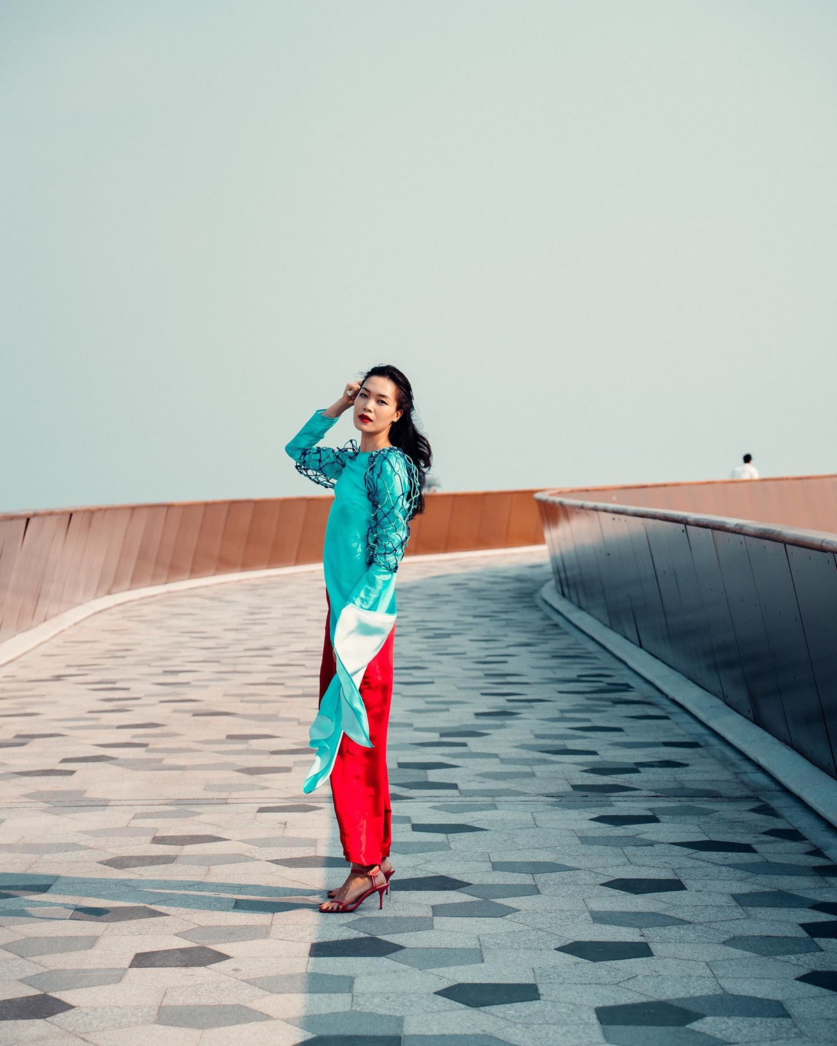 Gần đây, Hoa hậu Thùy Dung xuất hiện nhiều hơn trong các sự kiện thời trang. Cô ăn mặc giản dị nhưng vẫn thu hút người hâm mộ.