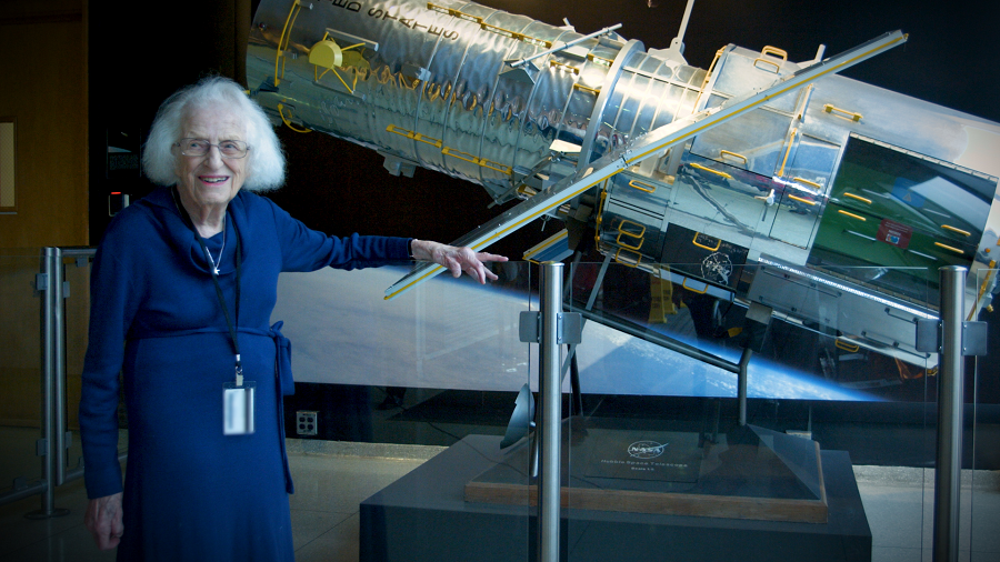 Một trong những nhiệm vụ quan trọng của kính viễn vọng không gian Roman là tìm hiểu tiền địa chất học vũ trụ.