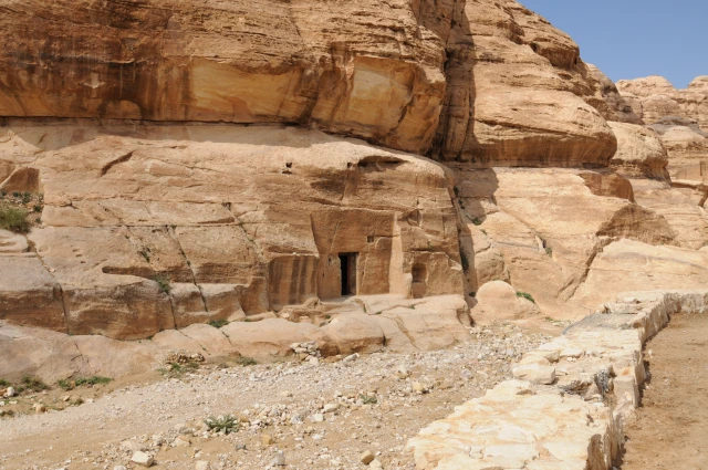 Hệ thống tưới tiêu của người Nabatea là một kỳ tích đáng kinh ngạc không chỉ về mặt kỹ thuật, mà còn về mặt văn hóa và lịch sử.