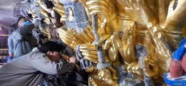 Để bảo vệ các di tích văn hóa, việc khôi phục và trùng tu là rất cần thiết, nó giúp những tượng phật được khôi phục lại vẻ đẹp rực rỡ trước đây của nó.