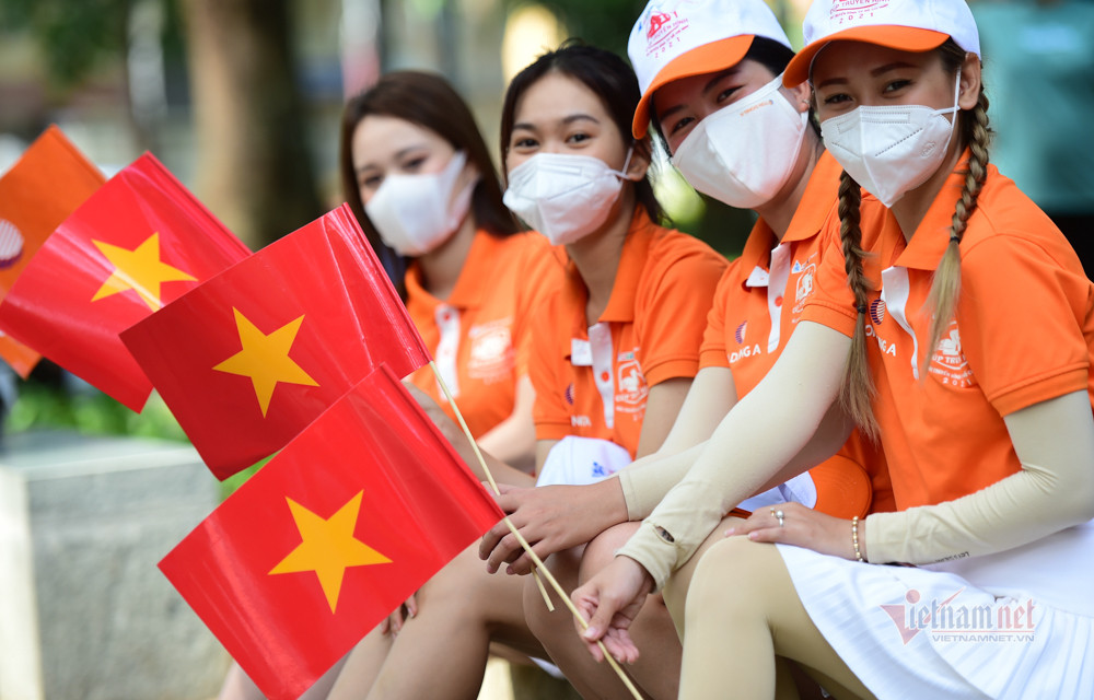 Nghỉ lễ 30/4- 1/5 liền 5 ngày: TP.HCM bắn pháo hoa, Cần Thơ thả khinh khí cầu - Hình 2 Nghi le 30/4- 1/5 lien 5 ngay: TP.HCM ban phao hoa, Can Tho tha khinh khi cau-Hinh-2