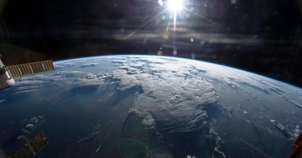 Nhưng cho dù đó là sự thật hay không, việc có tới 20 hành tinh khác đang quan tâm đến nền văn minh của Trái Đất cũng là điều đáng suy nghĩ.