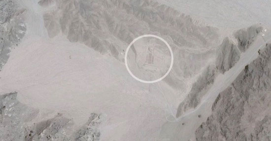 Được biết đến như là một người yêu điện ảnh và mong muốn mang lại cho những người dân tại sa mạc Sinai có thể cùng nhau thưởng thức những bộ phim tuyệt vời, Diynn Eadel đã quyết định thực hiện giấc mơ điện ảnh "điên rồ" của mình tại đây.