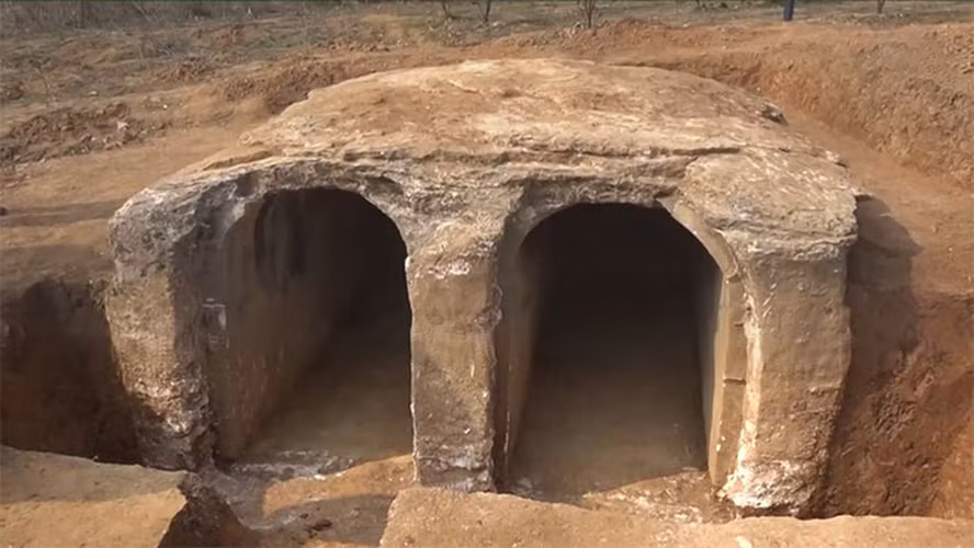 Đây không phải là lần đầu tiên các nhà khảo cổ học Trung Quốc phát hiện cổ mộ có những bức tranh tường quý hiếm.