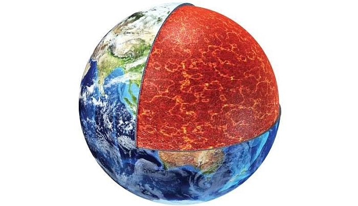 Thay vì một đỉnh cao nhô lên với rất nhiều không gian trống ở trên, những ngọn núi nằm sát vào các lớp đá khác, giống như răng của hai chiếc lược nghiền với nhau.