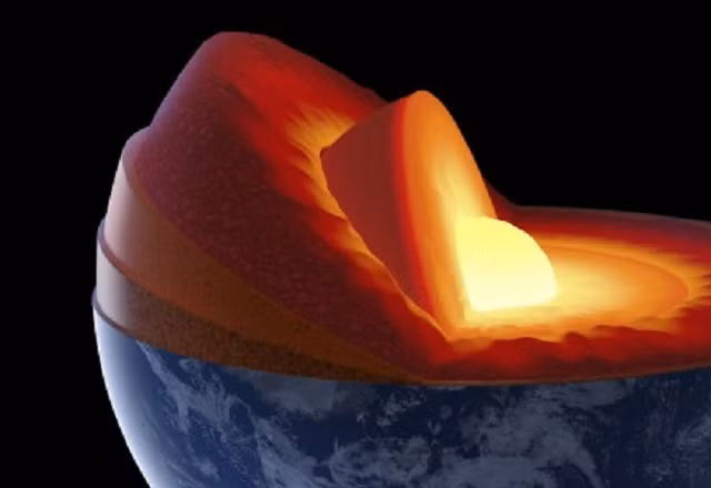 Các rặng núi đá ngồi được cho nằm ở độ sâu 650km bên dưới bề mặt hành tinh chúng ta trong một khu vực bí ẩn được gọi là lớp vỏ của Trái Đất.