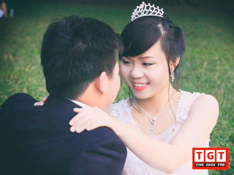 Biết vợ hay có thói qen là ăn văt có hôm 12h đêm, Trang muốn ăn kem tươi, anh chàng cũng lật đật chạy đi mua.. Mặc dù bên gia đình của Ikeda, con trai chưa bao giờ phải làm công việc nội trợ nhưng vì tình thương lớn lao của mình dành cho cô gái nhỏ, anh đã phụ giúp Trang làm tất cả các công việc nhỏ nhặt nhất từ nấu cơm, rửa chén, đến quét dọn nhà của vì sợ cô vất vả.