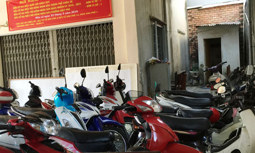 Ban dieu hanh khu pho tiep tay cho hoc sinh vi pham giao thong?-Hinh-2