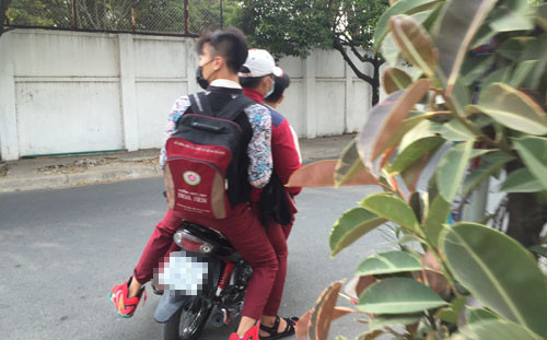 Ban dieu hanh khu pho tiep tay cho hoc sinh vi pham giao thong?-Hinh-5