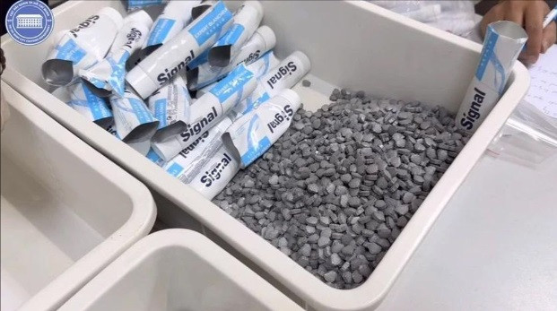 Tin mới vụ 4 tiếp viên xách ma túy “khủng” qua đường hàng không Tin moi vu 4 tiep vien xach ma tuy “khung” qua duong hang khong