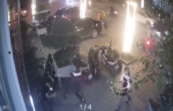 Kẻ sàm sỡ, đánh nữ nhân viên ở Hải Dương sẽ bị xử lý sao? - Hình 3 Ke sam so, danh nu nhan vien o Hai Duong se bi xu ly sao?-Hinh-3