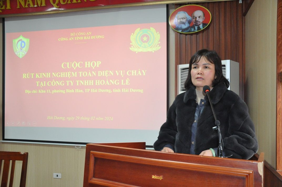 Chay xuong dang bi dinh chi do vi pham PCCC, Cty Hoang Le ly giai-Hinh-2