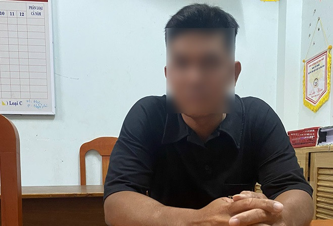 Doi nguoi than o sieu thi, be gai bi cuong hiep