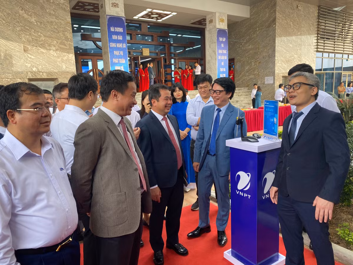 Bi thu Hai Duong: Chuyen doi so la tat yeu, phai nam bat thoi co