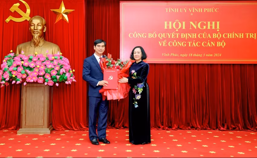 Ong Duong Van An lam Bi thu Tinh uy Vinh Phuc