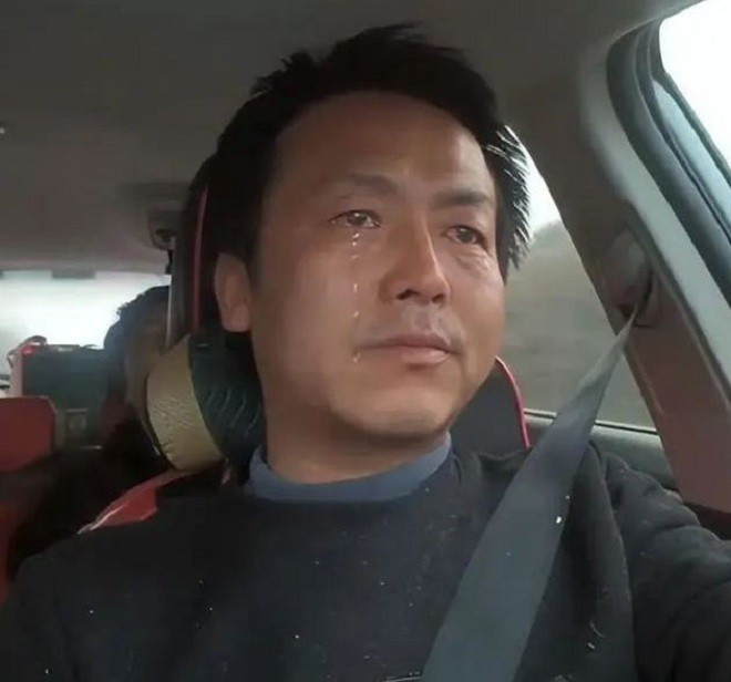 Cau chuyen cam dong ve nguoi chong cham vo bi liet suot 4 nam-Hinh-4